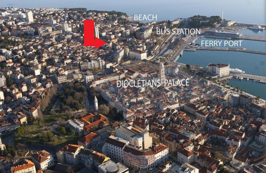 Apartments Smile Split Bagian luar foto