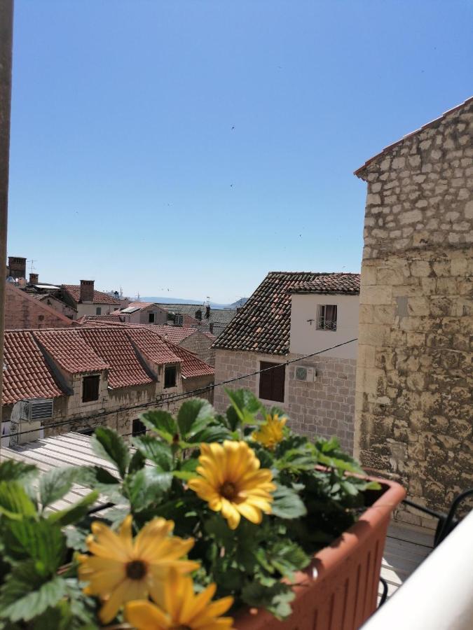 Apartments Smile Split Bagian luar foto
