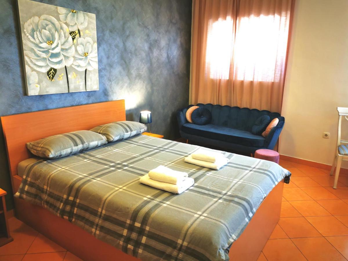 Apartments Smile Split Bagian luar foto