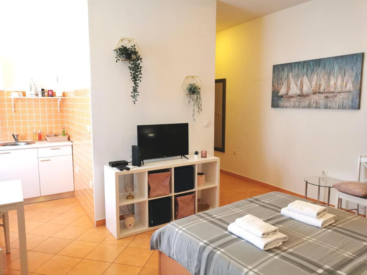 Apartments Smile Split Bagian luar foto